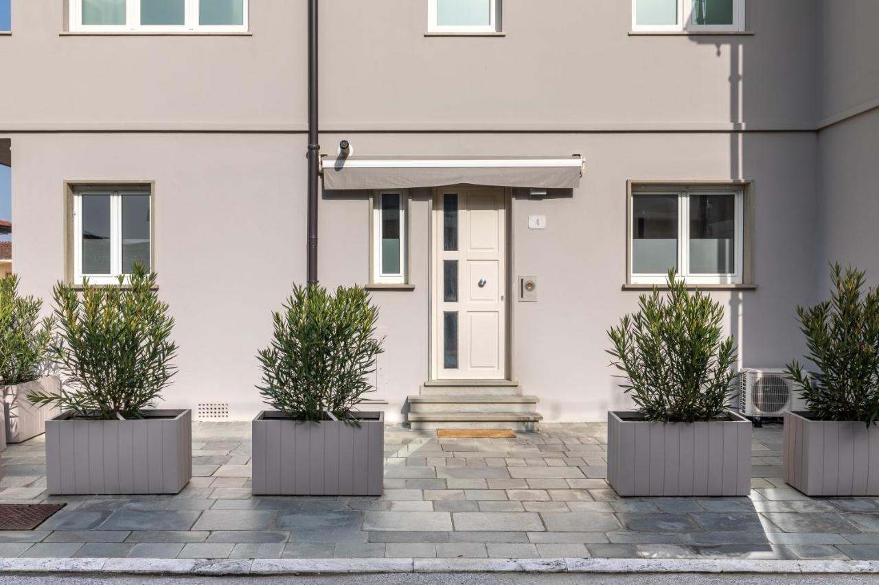 Viareggio Suite - Beach Apartment Exterior photo